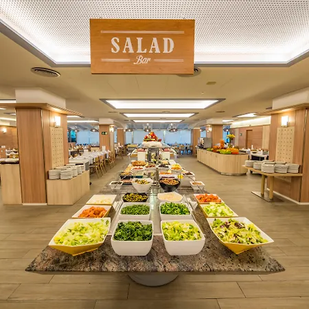 Golden Avenida Family 4* Hotel Salou