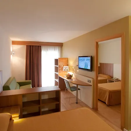 Golden Avenida Family 4* Otel Salou