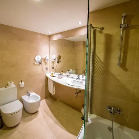 Golden Avenida Family 4* Otel 4*