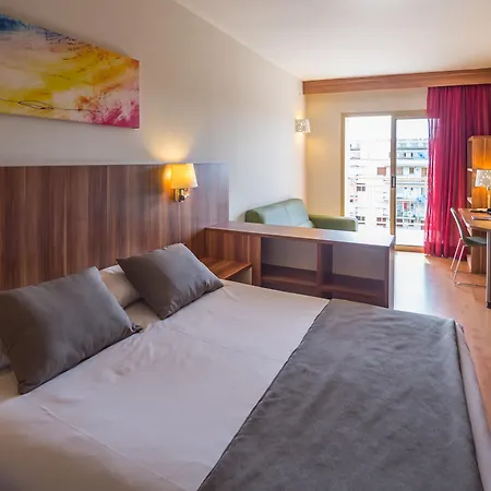 Otel Golden Avenida Family 4*