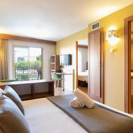Golden Avenida Family 4* 4*