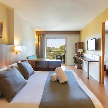 Golden Avenida Family 4* Otel