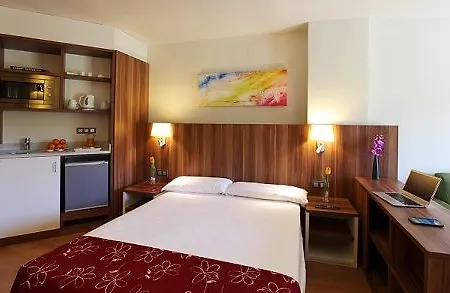 Golden Avenida Family 4* Salou