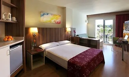 Otel Golden Avenida Family 4*