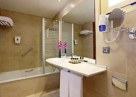 Otel Golden Avenida Family 4*