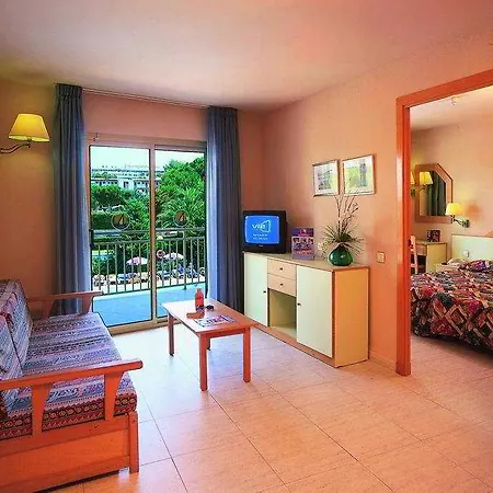 Golden Avenida Family 4* Salou